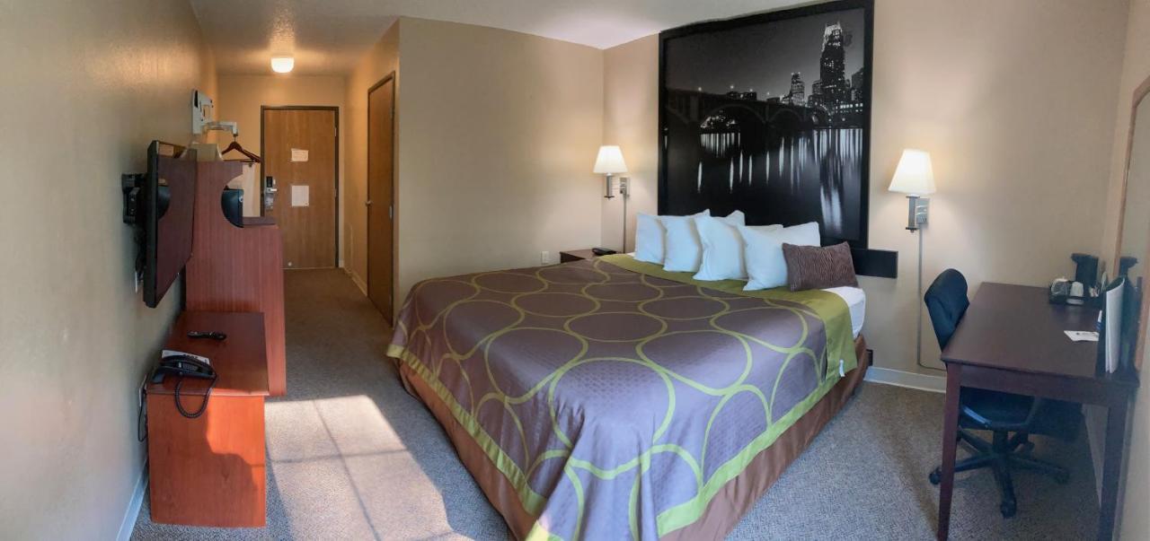 Super 8 By Wyndham Chisago City Extérieur photo