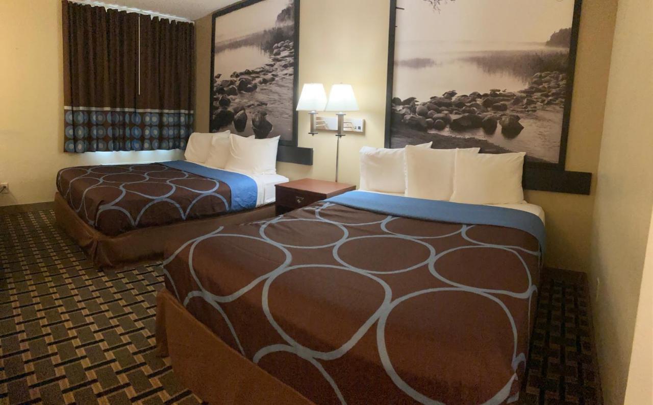 Super 8 By Wyndham Chisago City Extérieur photo