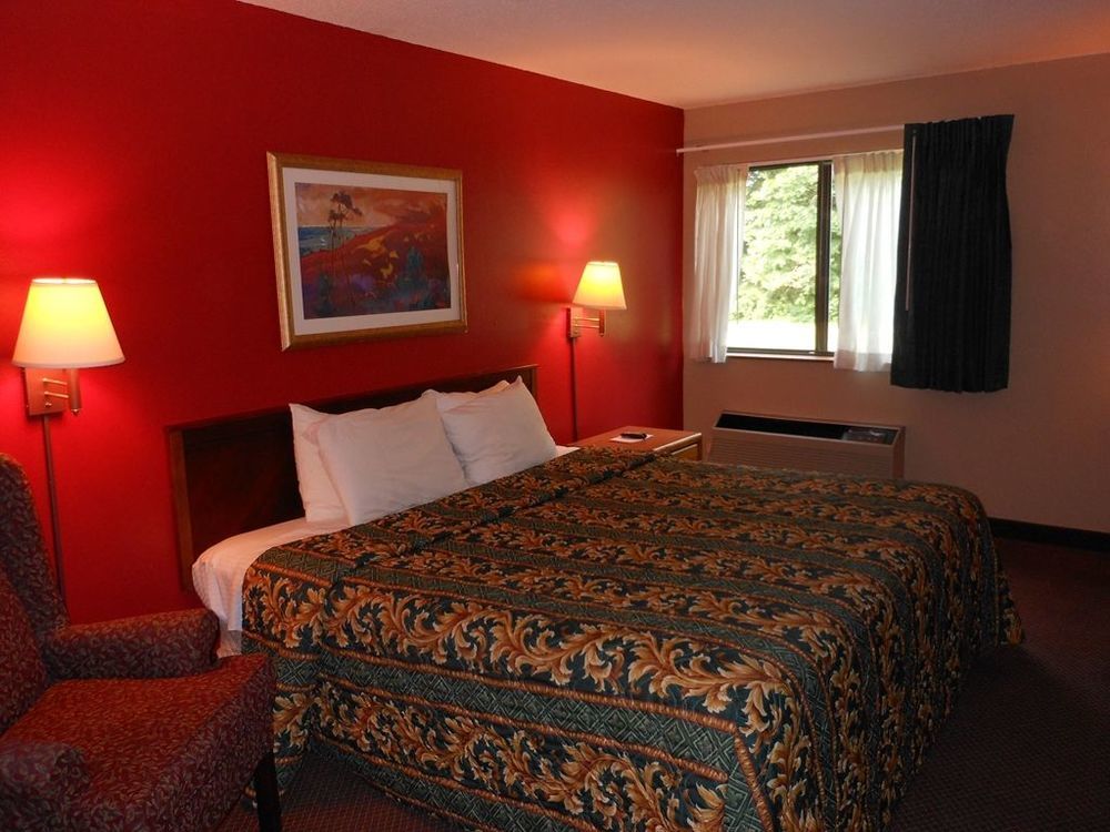 Super 8 By Wyndham Chisago City Chambre photo