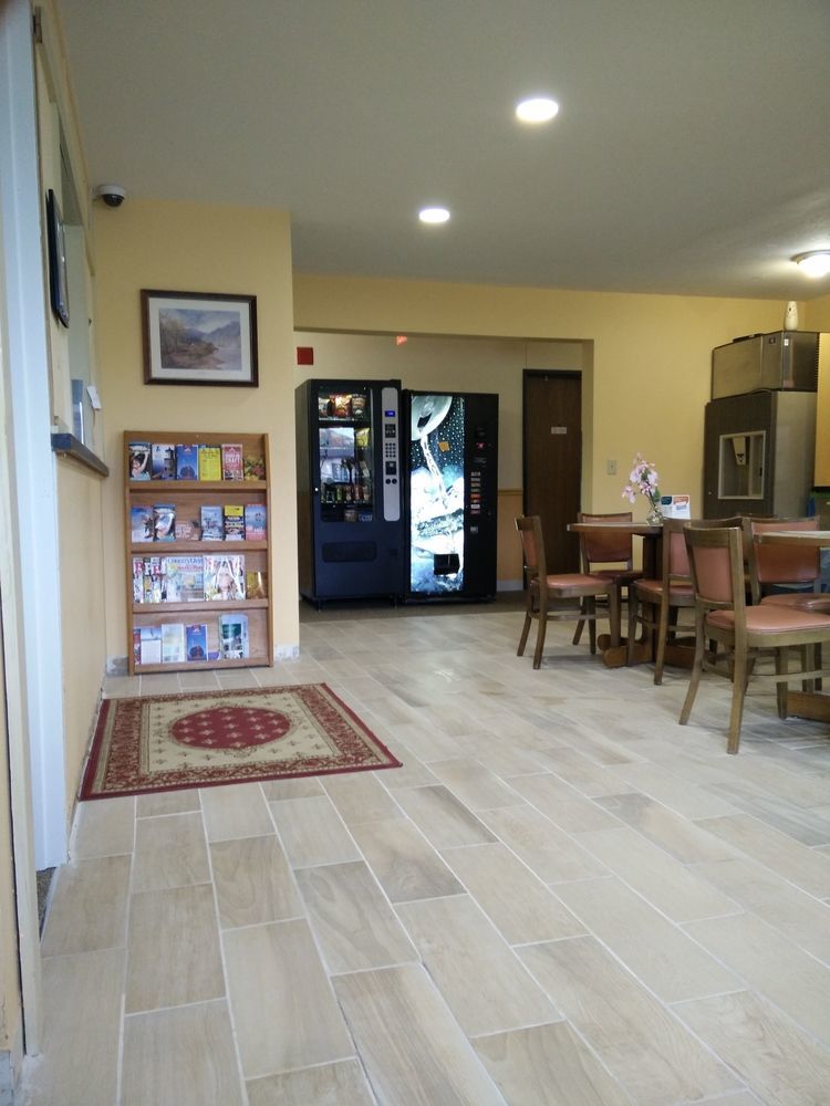Super 8 By Wyndham Chisago City Extérieur photo