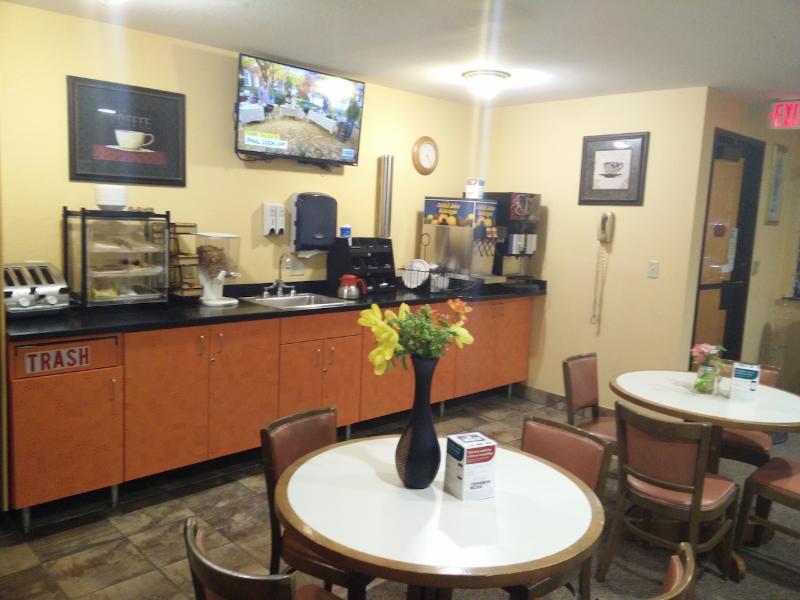 Super 8 By Wyndham Chisago City Extérieur photo